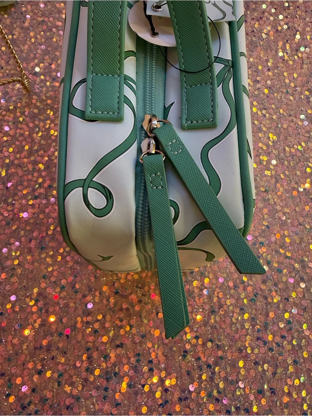 NWT Tender Love + Care Toiletry Weekender Bag in “Green Bows” Pattern